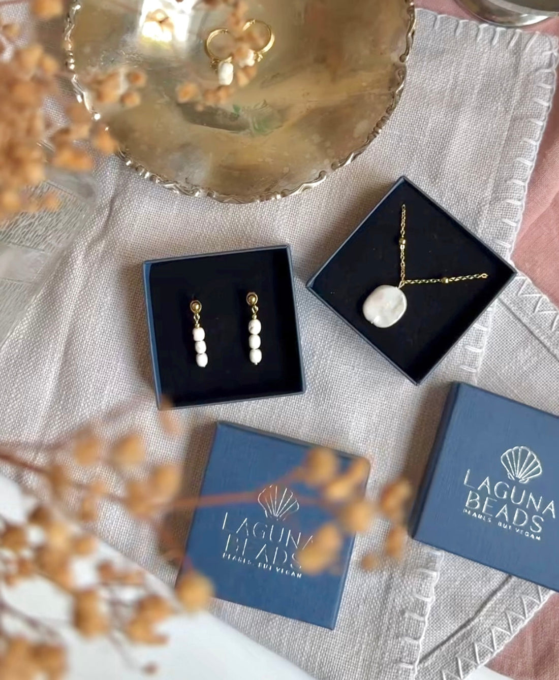 Vegane Geschenkideen für sie: Schmuck mit gutem Gefühl 🌱