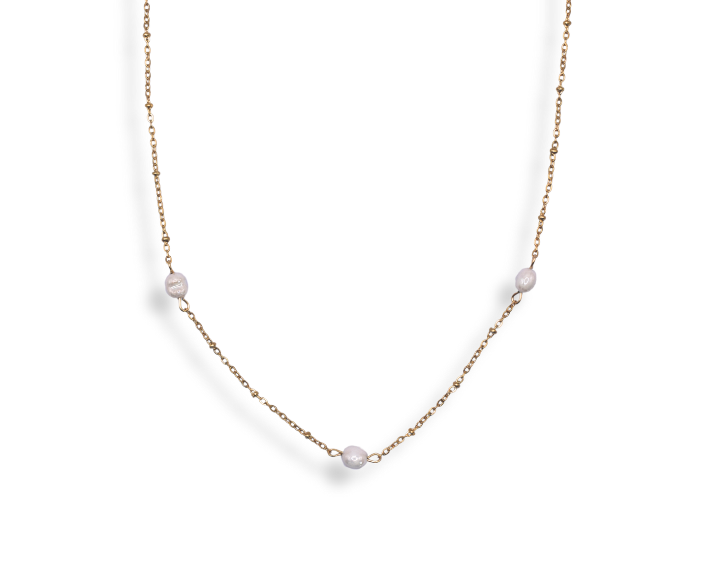 Halskette Amara mit veganen Perlen – ocean-inspired Design.