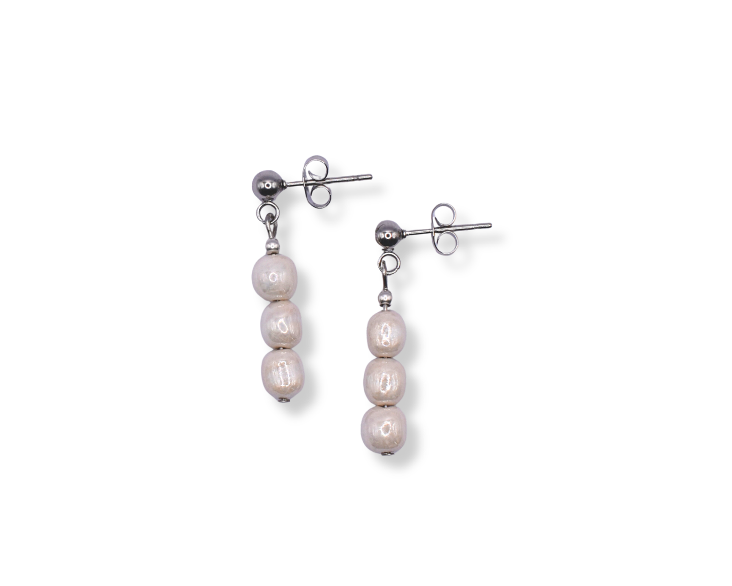 Ohrstecker Vara mit veganen Perlen – minimalistischer Perlenschmuck.