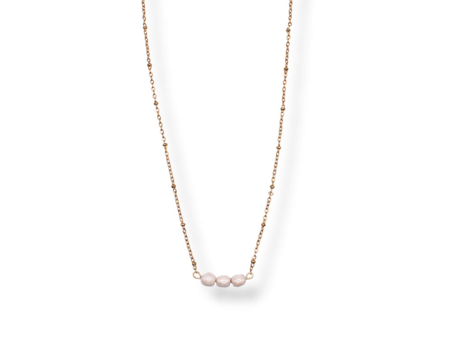 Halskette Vara mit veganen Keramikperlen & Edelstahl.