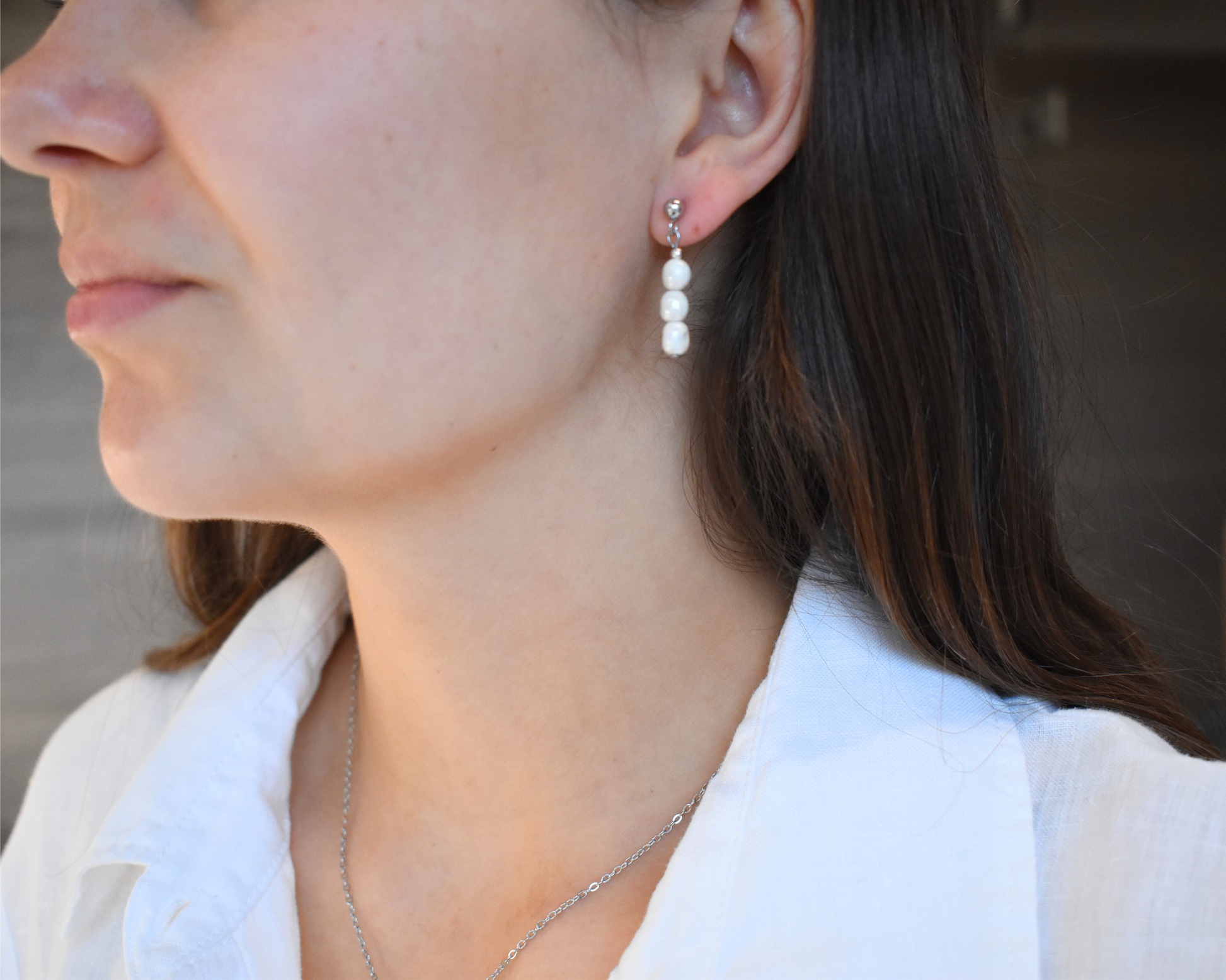 Ohrstecker Vara mit veganen Perlen – minimalistischer Perlenschmuck.